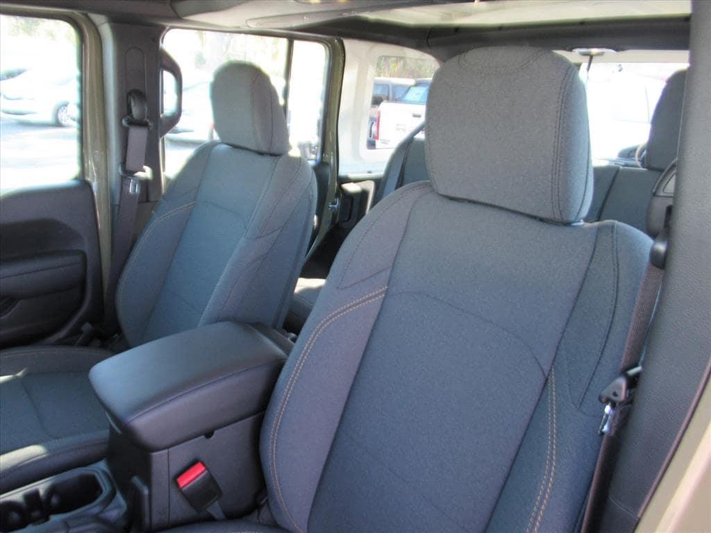 new 2026 Jeep Wrangler car, priced at $39,389