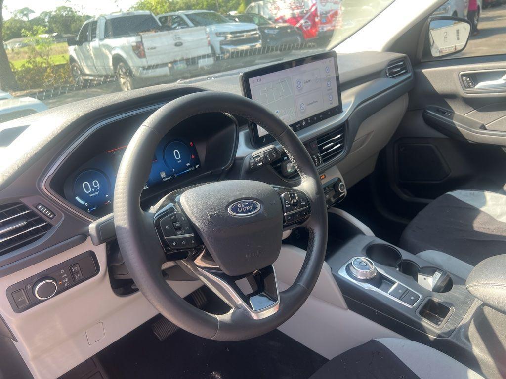 used 2023 Ford Escape car, priced at $20,470