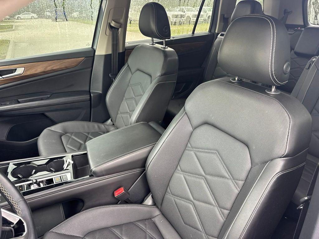 used 2024 Volkswagen Atlas car, priced at $27,447