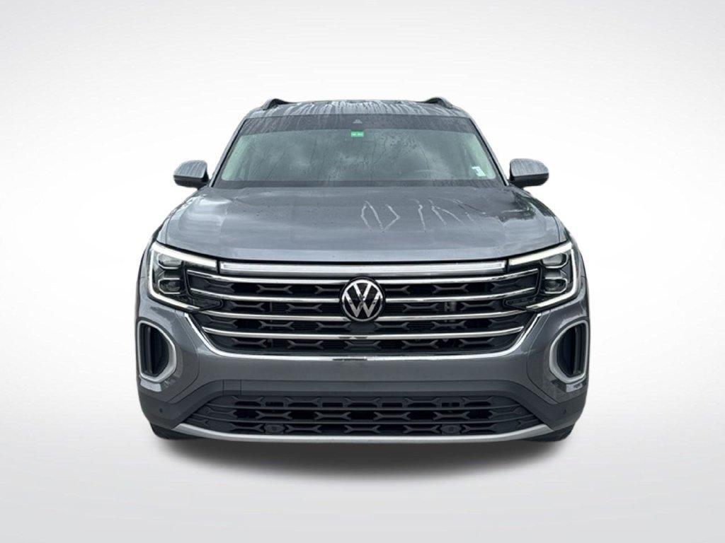 used 2024 Volkswagen Atlas car, priced at $25,447