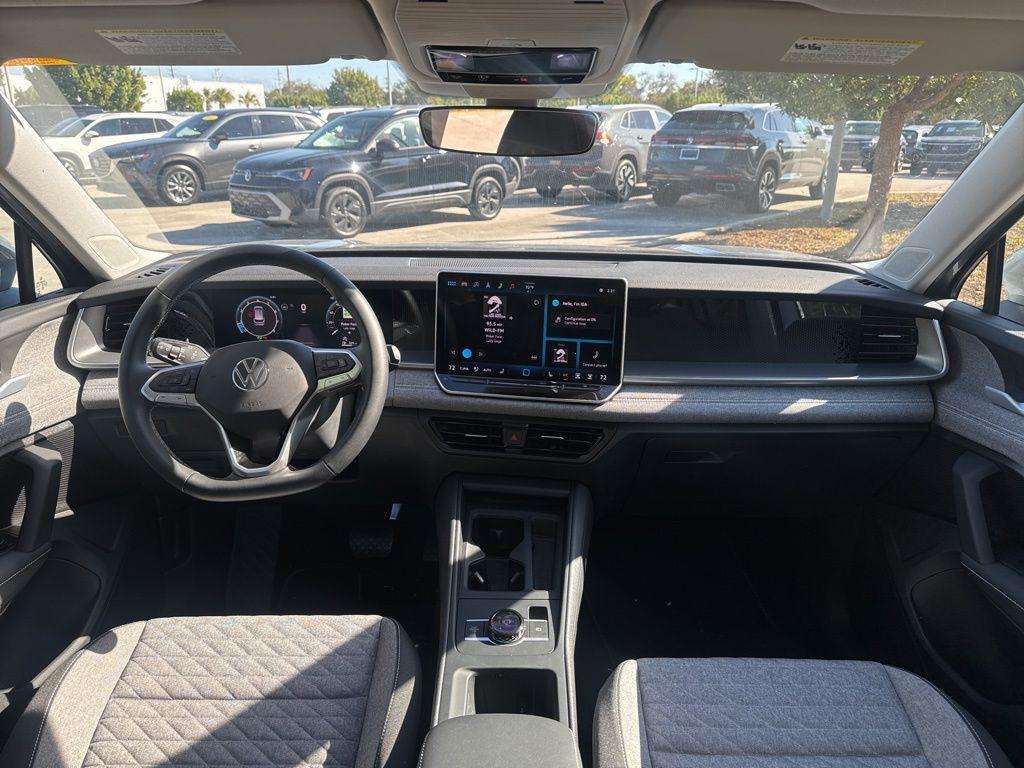 used 2025 Volkswagen Tiguan car, priced at $25,995