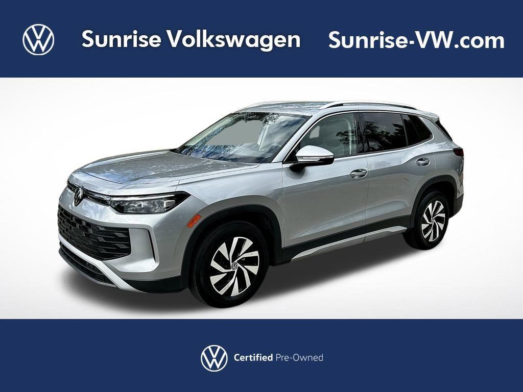 used 2025 Volkswagen Tiguan car, priced at $23,695