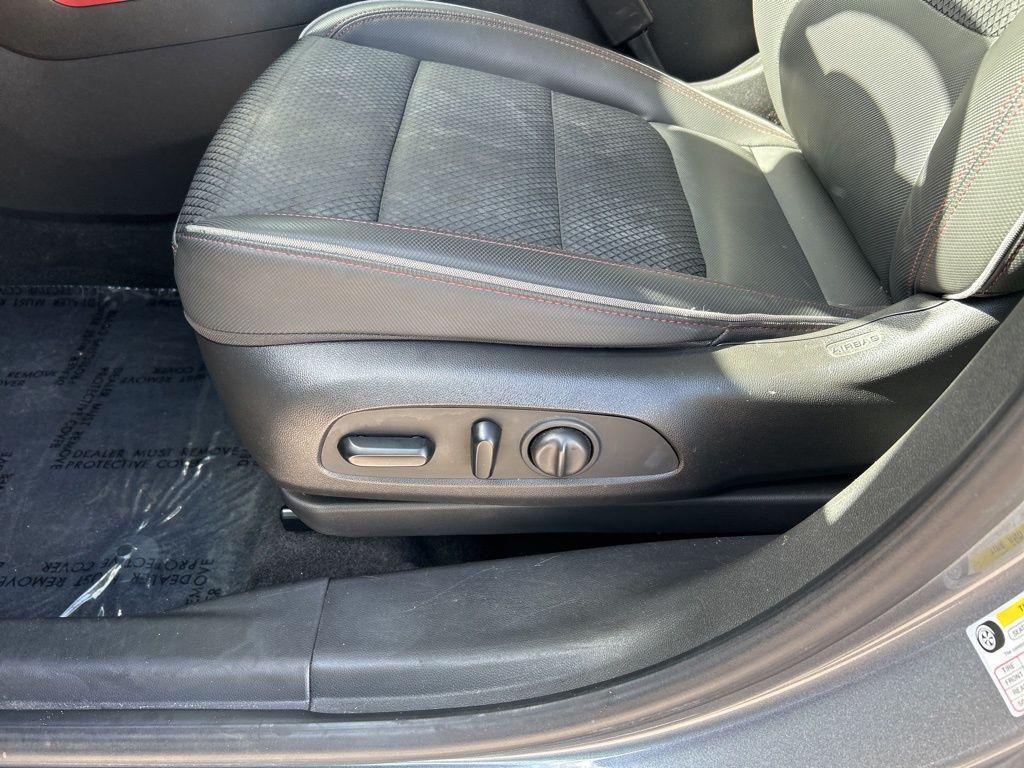 used 2022 Chevrolet TrailBlazer car, priced at $12,497