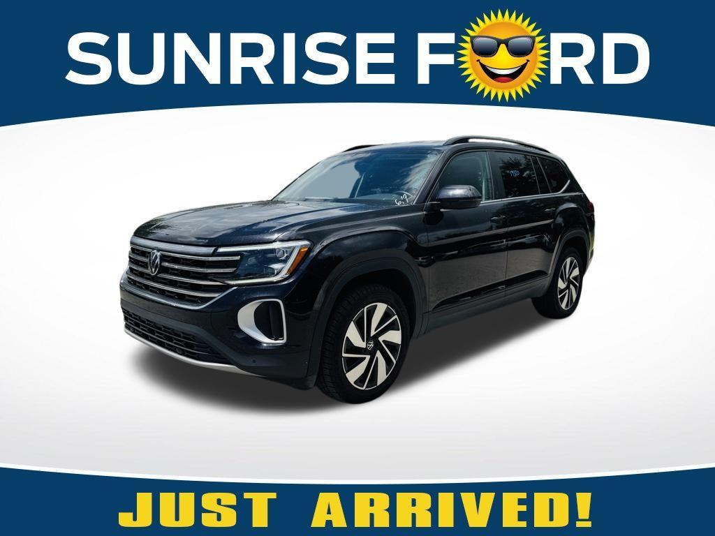 used 2024 Volkswagen Atlas car, priced at $25,542