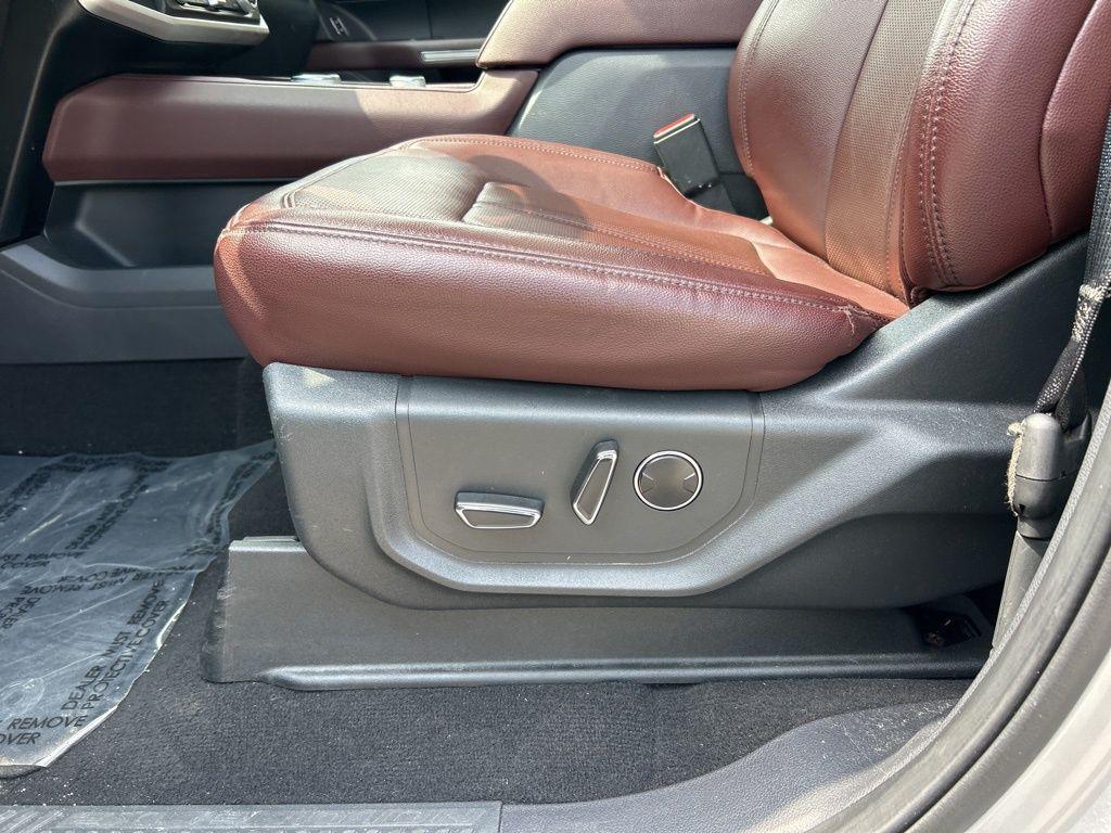 used 2024 Ford Expedition Max car, priced at $40,336