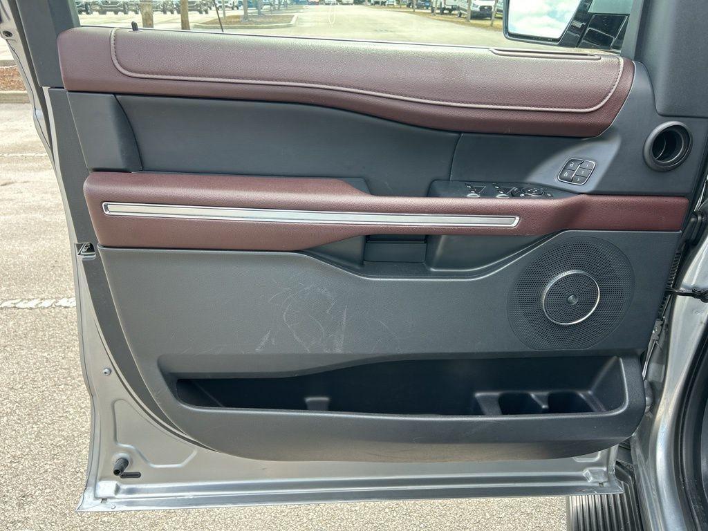 used 2024 Ford Expedition Max car, priced at $40,336