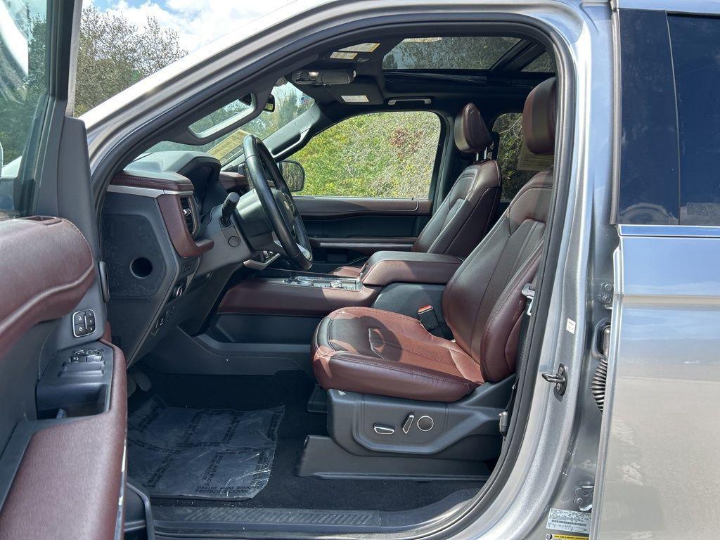used 2024 Ford Expedition Max car, priced at $40,336