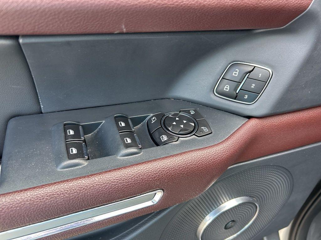 used 2024 Ford Expedition Max car, priced at $40,336