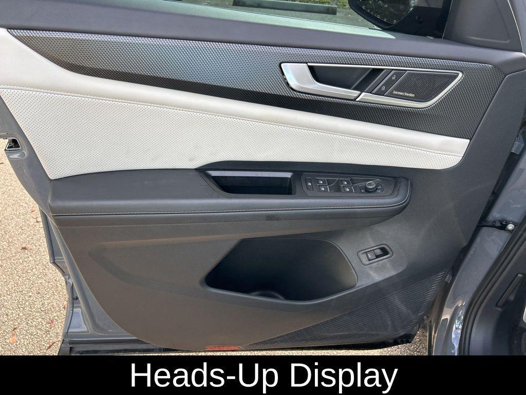 used 2024 Volkswagen Atlas Cross Sport car, priced at $37,520