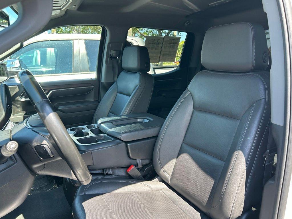 used 2024 GMC Sierra 1500 car, priced at $39,997