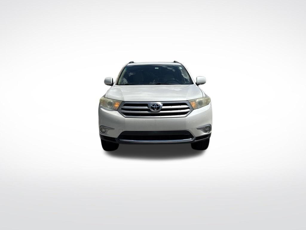 used 2012 Toyota Highlander car, priced at $9,997