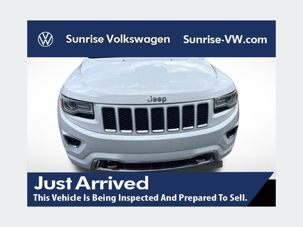 used 2015 Jeep Grand Cherokee car, priced at $17,200