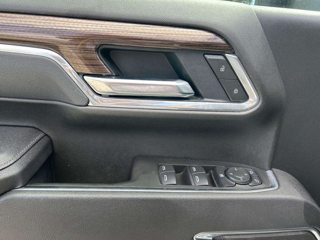 used 2025 Chevrolet Silverado 2500 car, priced at $48,829