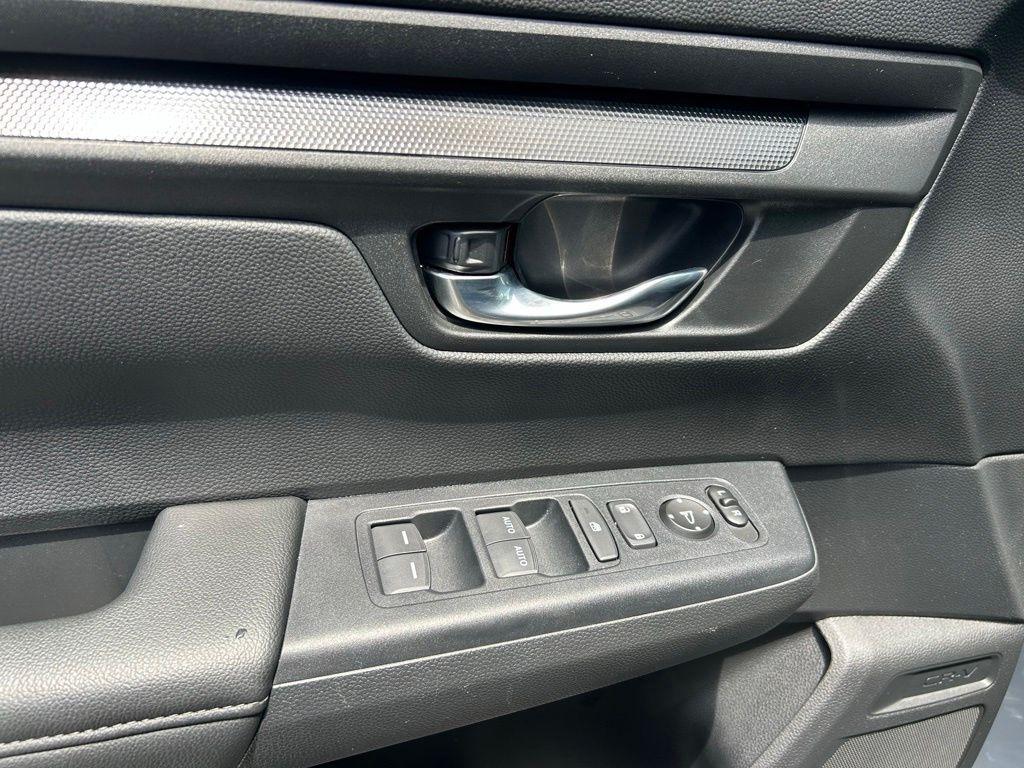 used 2025 Honda CR-V car, priced at $30,397