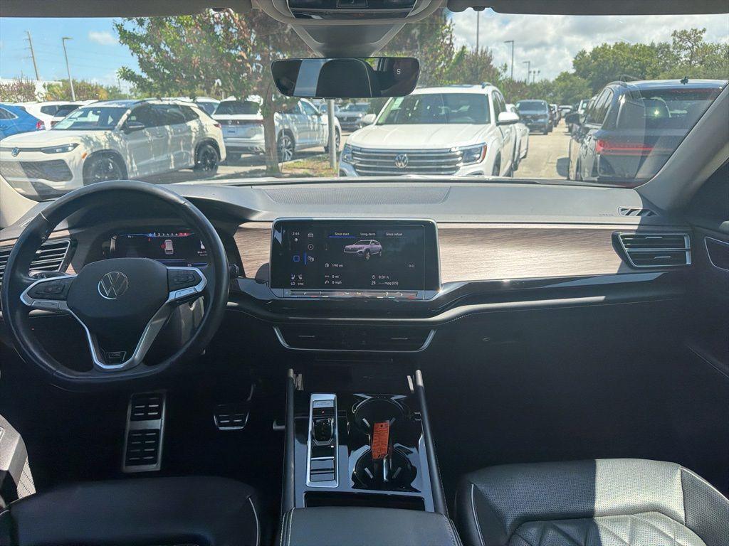 used 2024 Volkswagen Atlas car, priced at $32,610
