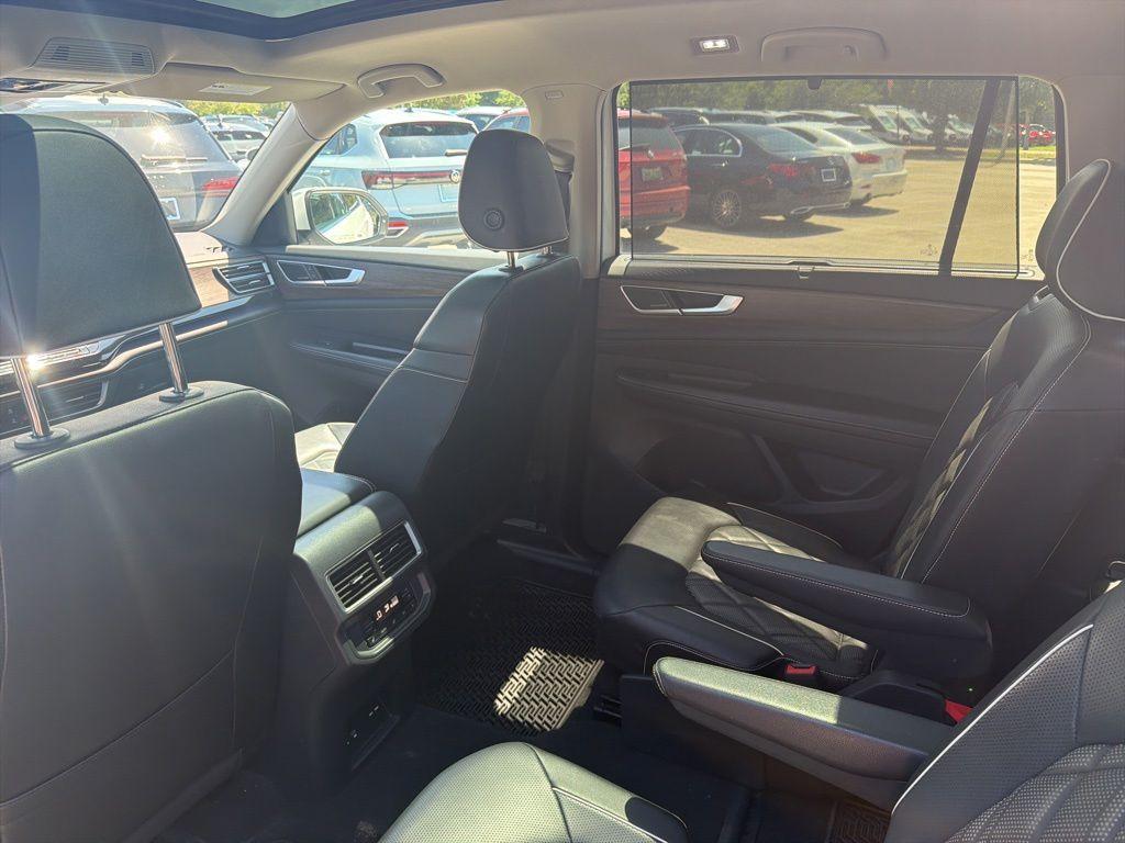 used 2024 Volkswagen Atlas car, priced at $32,610