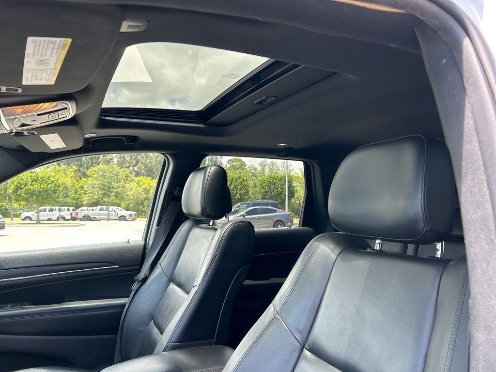 used 2022 Jeep Grand Cherokee WK car, priced at $19,998