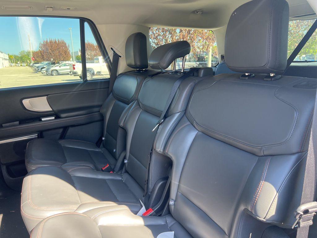 used 2025 Ford Expedition car, priced at $56,997