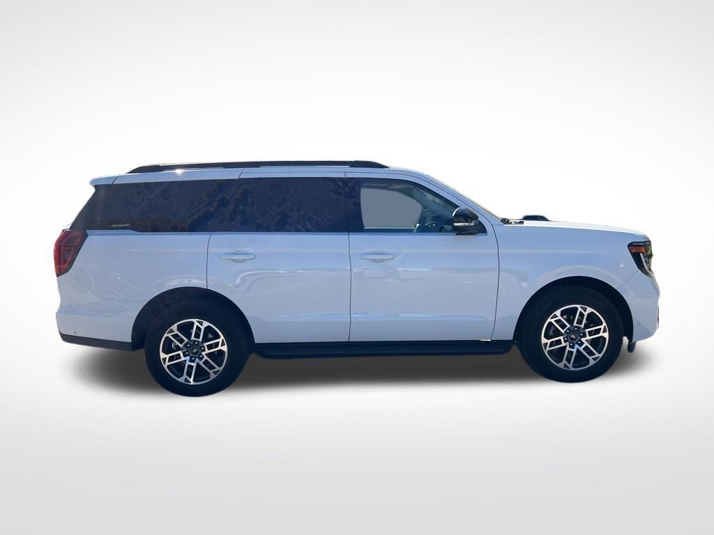 used 2025 Ford Expedition car, priced at $56,997