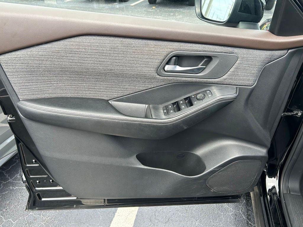 used 2023 Nissan Rogue car, priced at $18,897