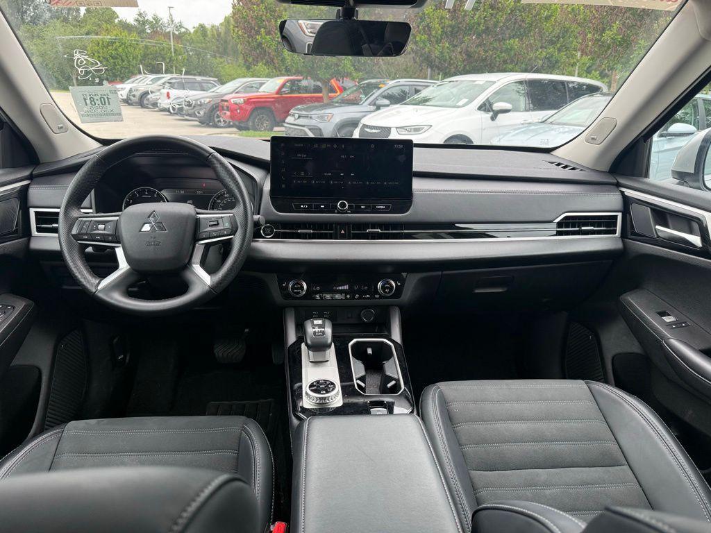 used 2025 Mitsubishi Outlander car, priced at $22,994