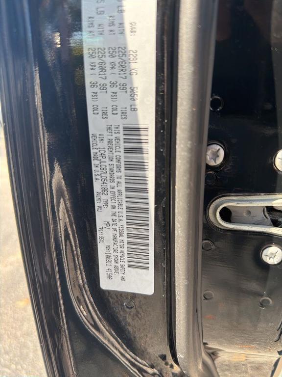 used 2020 Jeep Cherokee car, priced at $15,898