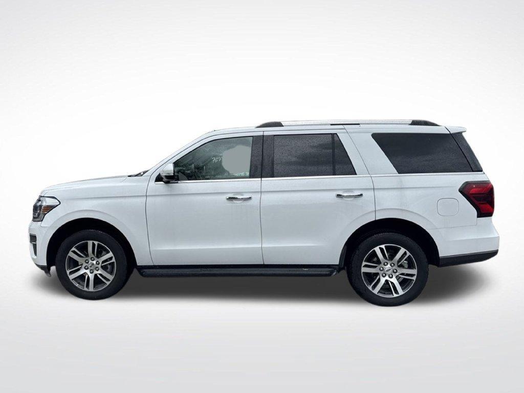 used 2024 Ford Expedition car, priced at $34,447