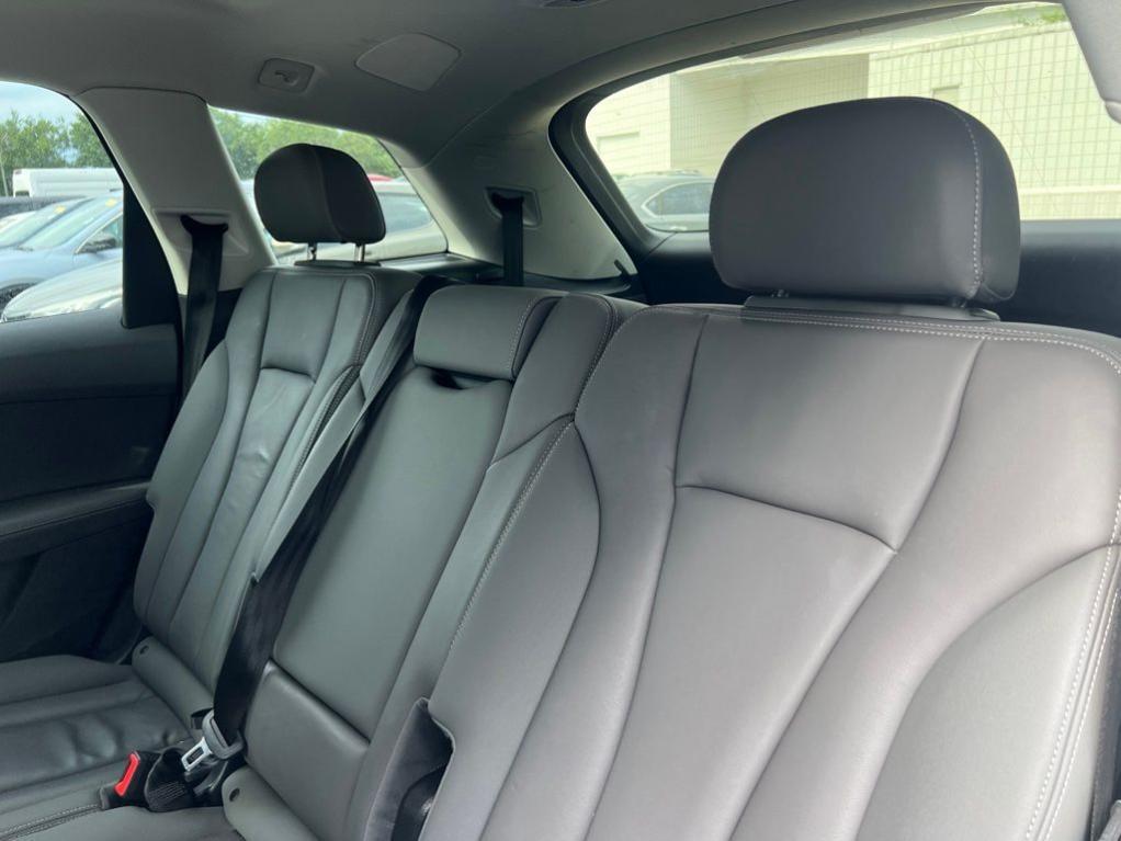 used 2025 Audi Q7 car, priced at $46,297