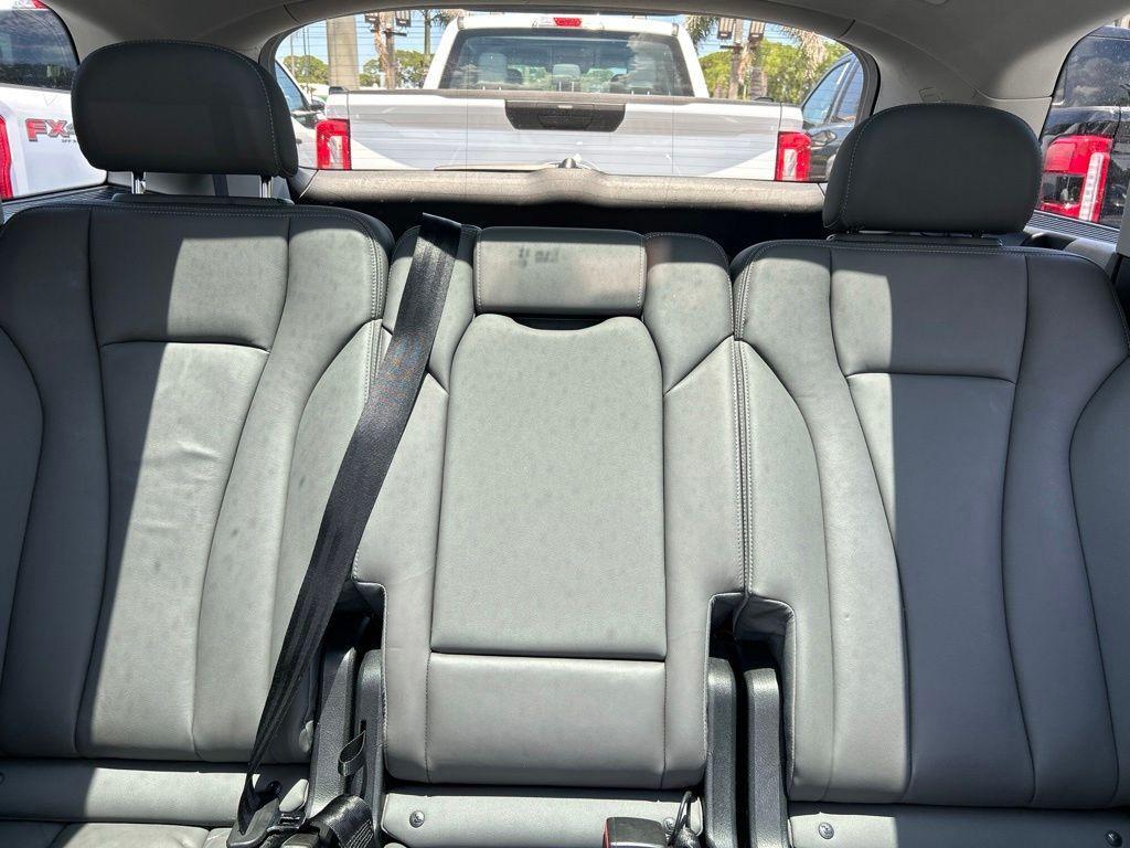 used 2025 Audi Q7 car, priced at $45,297