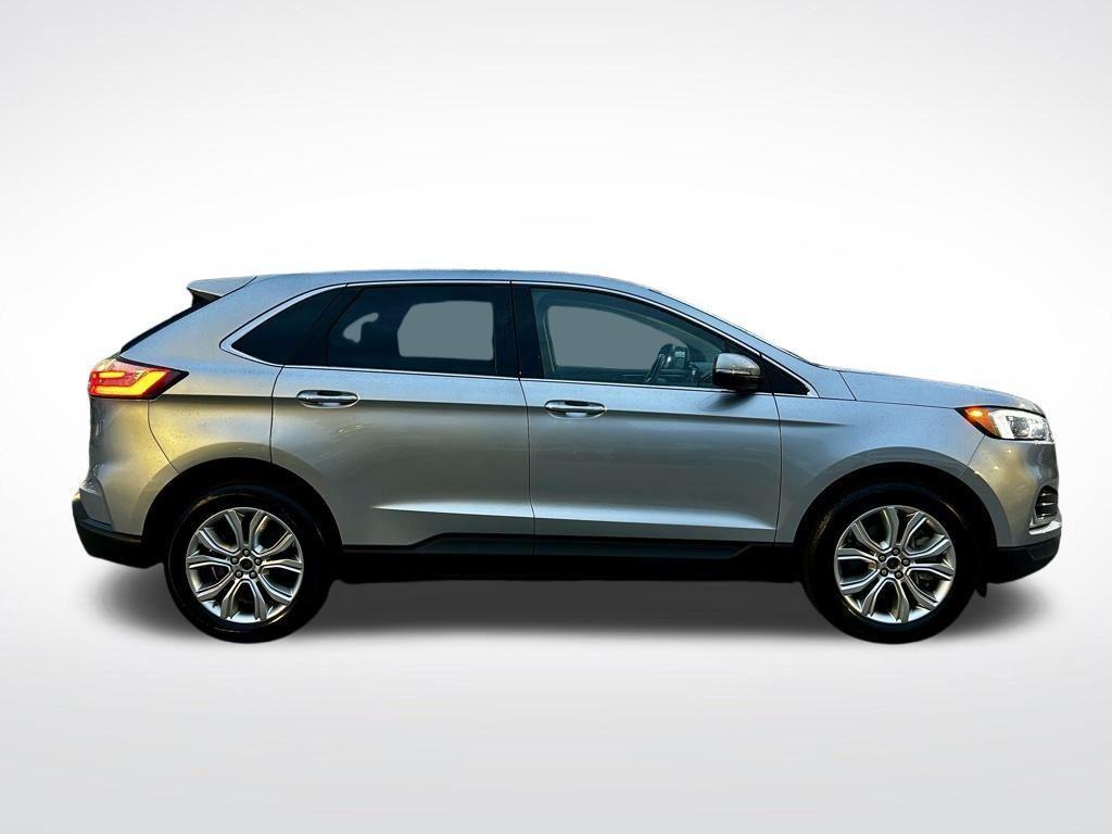 used 2022 Ford Edge car, priced at $17,398