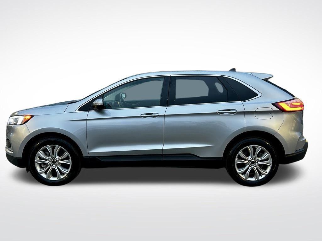 used 2022 Ford Edge car, priced at $17,398