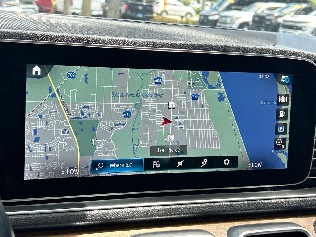 Mercedes-Benz GLE view 35