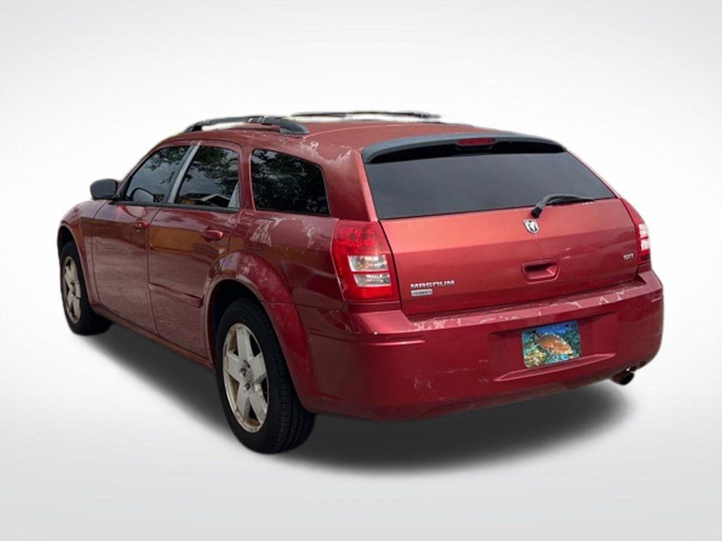 used 2005 Dodge Magnum car, priced at $4,485