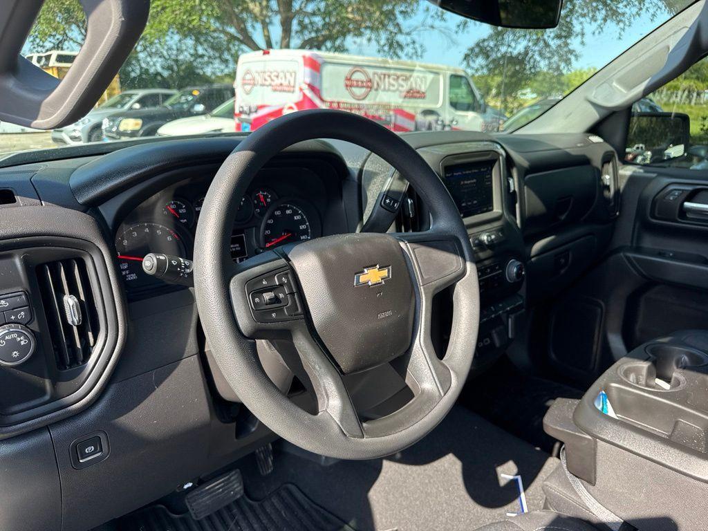 used 2025 Chevrolet Silverado 1500 car, priced at $29,997