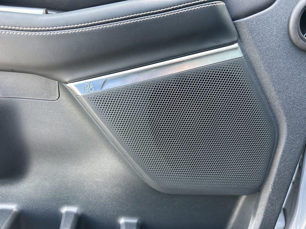 used 2025 Ford Expedition car, priced at $65,798