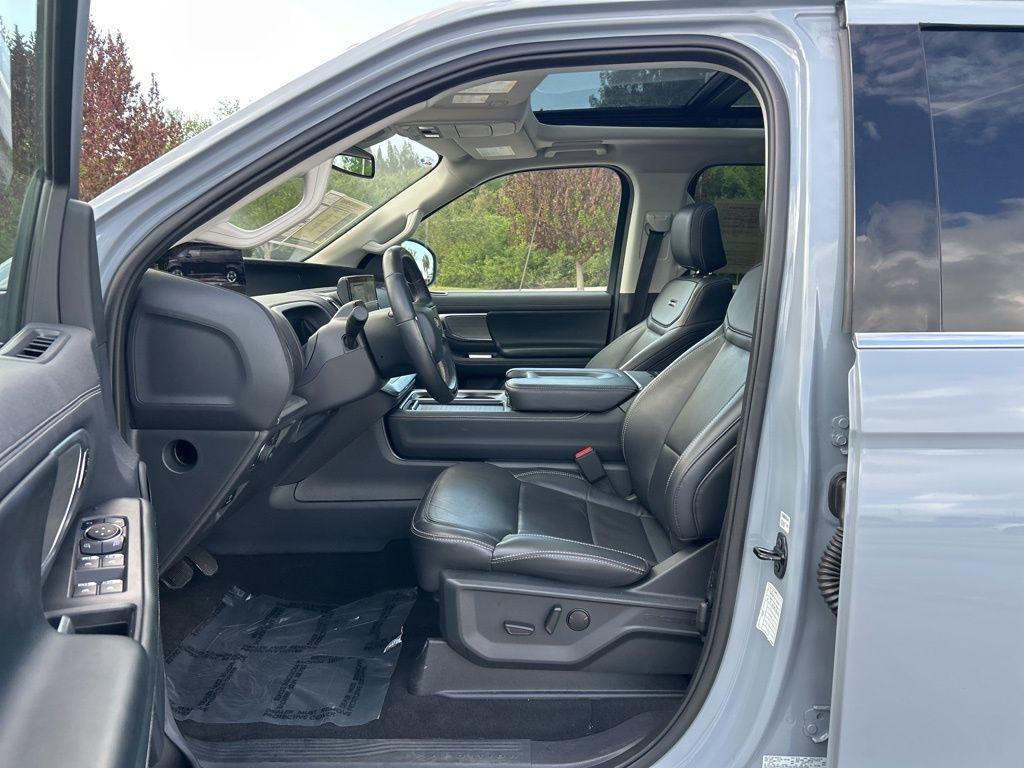 used 2025 Ford Expedition car, priced at $65,798