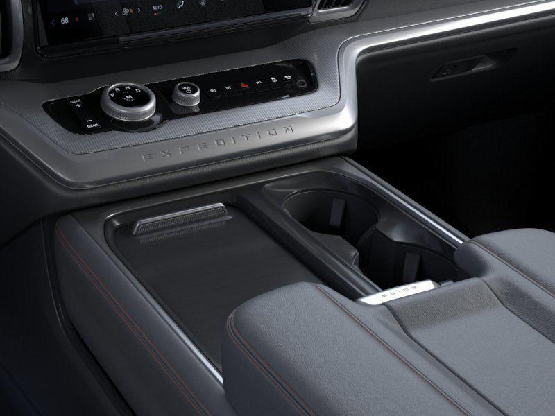 new 2025 Ford Expedition car, priced at $63,391