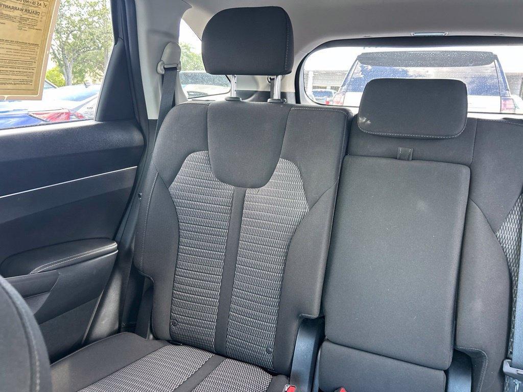 used 2023 Kia Sorento car, priced at $17,899