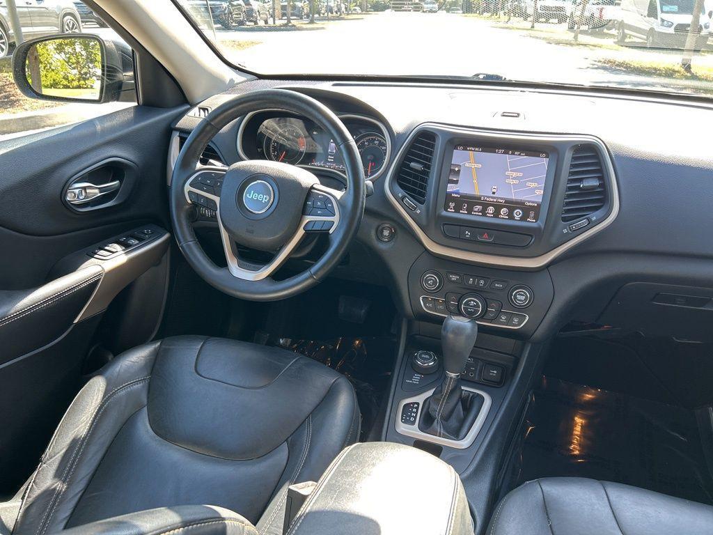 used 2018 Jeep Cherokee car, priced at $13,795