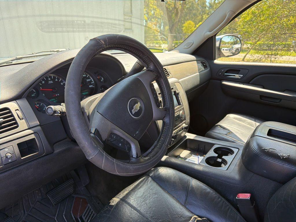 used 2008 Chevrolet Suburban car, priced at $6,235