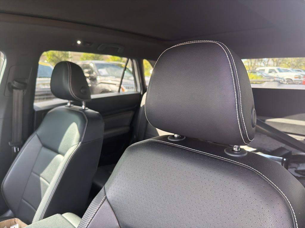 used 2021 Volkswagen Atlas Cross Sport car, priced at $17,298