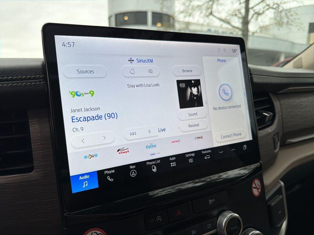 used 2024 Ford Expedition car, priced at $37,497