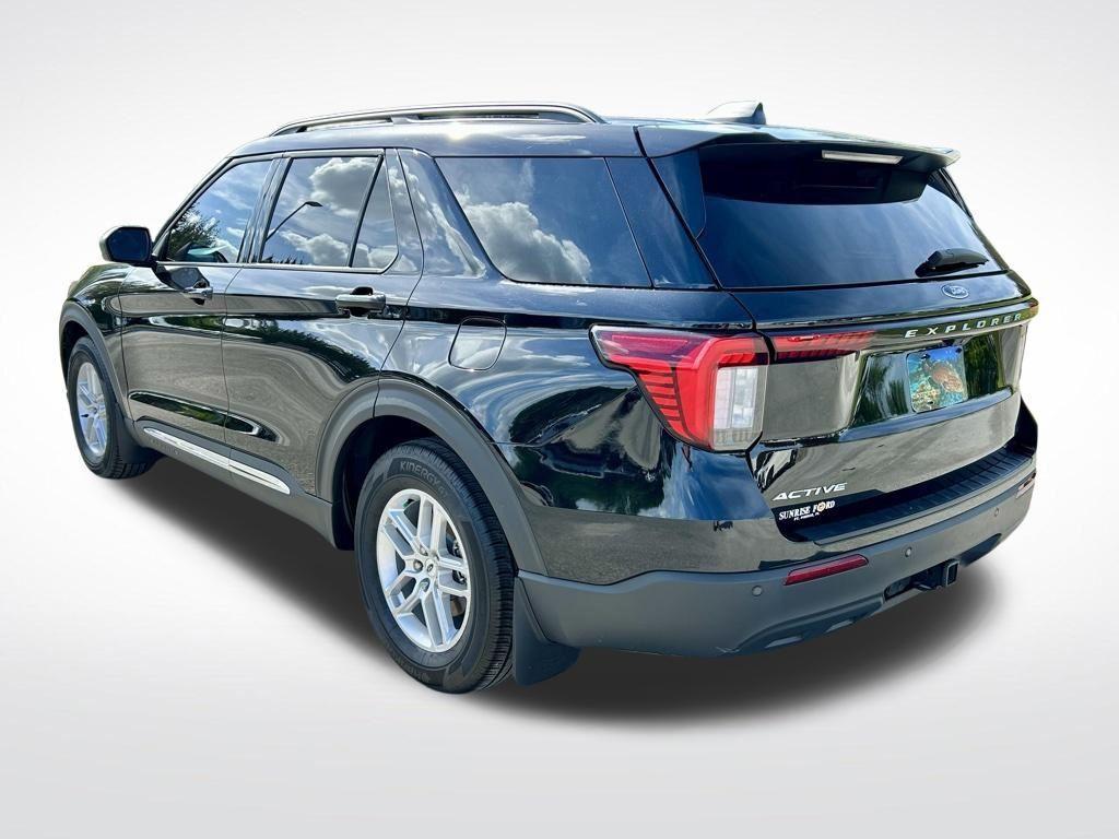 used 2025 Ford Explorer car, priced at $32,797