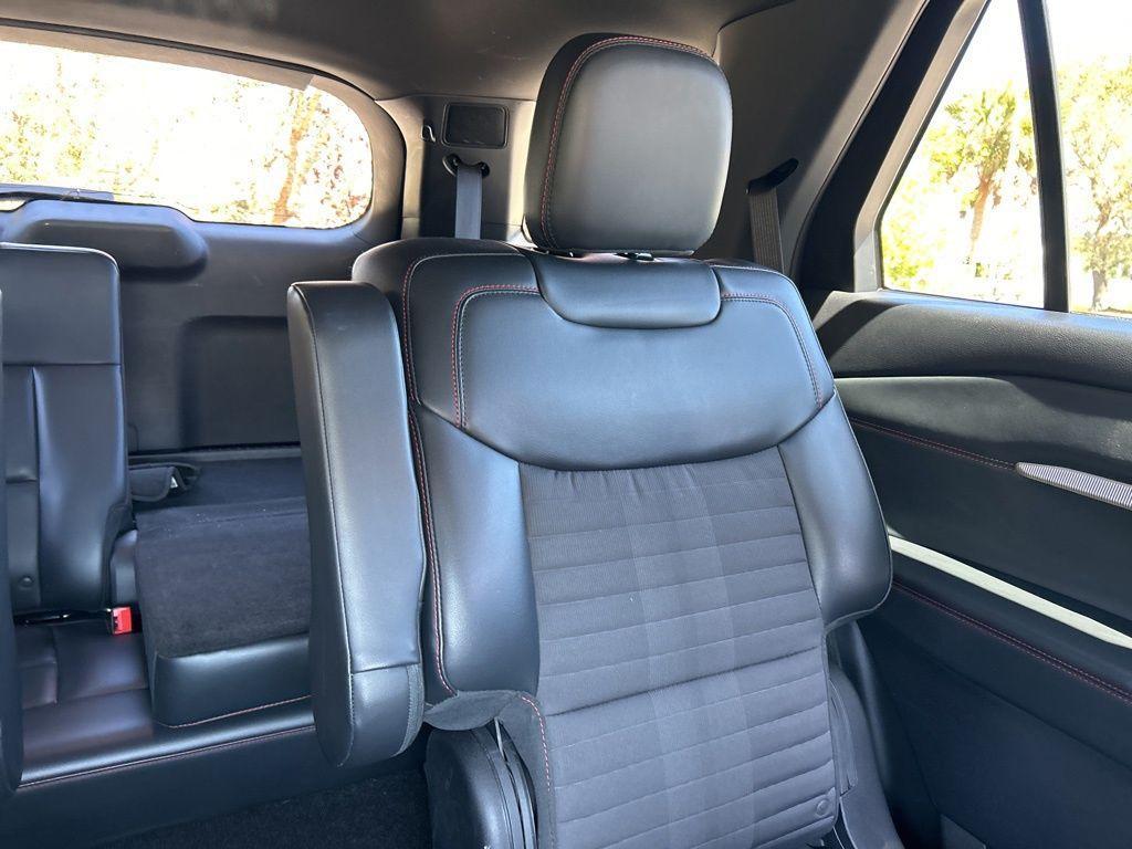 used 2025 Ford Explorer car, priced at $35,797