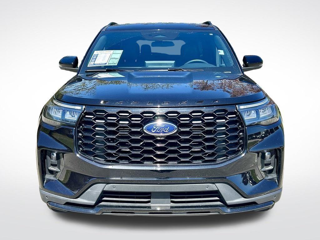 used 2025 Ford Explorer car, priced at $35,797