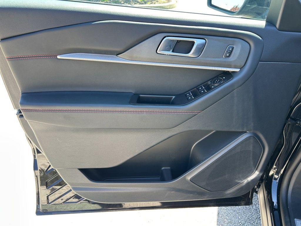 used 2025 Ford Explorer car, priced at $35,797