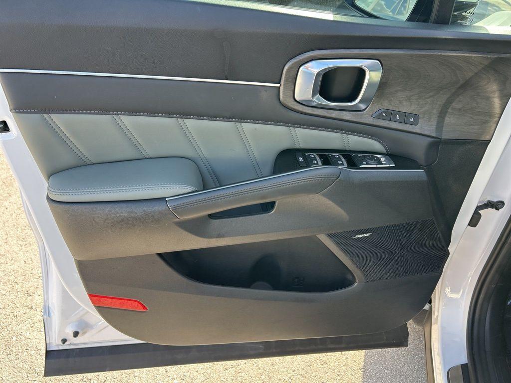 used 2024 Kia Sorento car, priced at $36,698