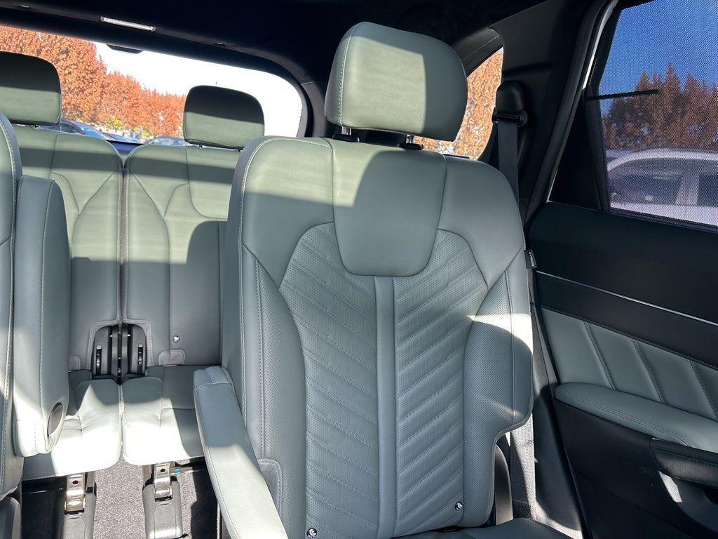 used 2024 Kia Sorento car, priced at $36,698