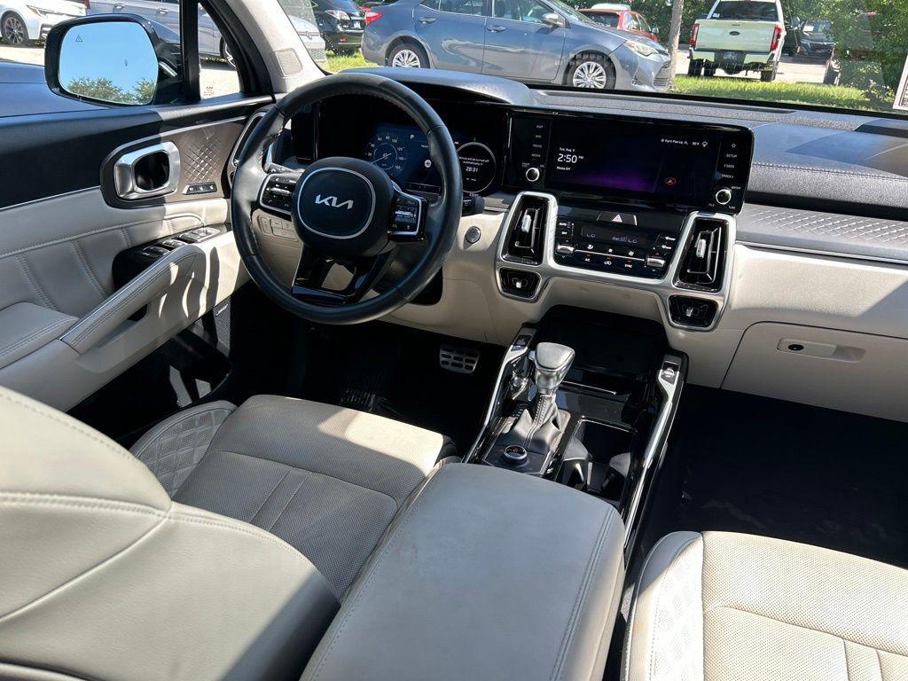 used 2023 Kia Sorento car, priced at $33,337