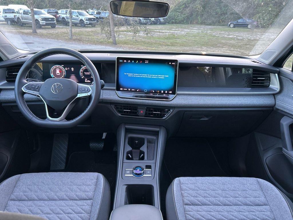 used 2025 Volkswagen Tiguan car, priced at $24,795